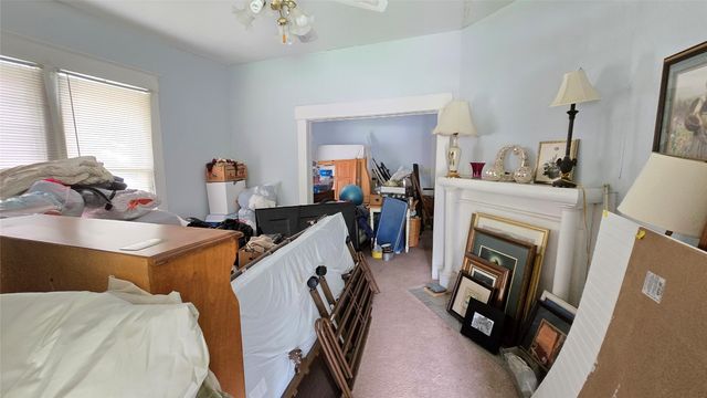 922 Hollywood Avenue, Dallas, TX 75208