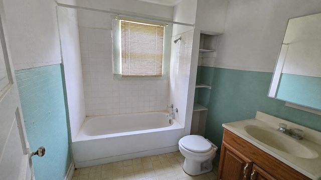 922 Hollywood Avenue, Dallas, TX 75208