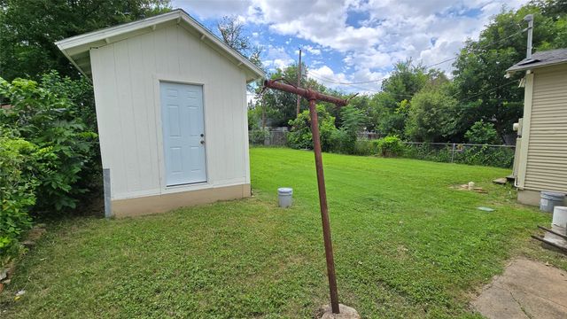 922 Hollywood Avenue, Dallas, TX 75208