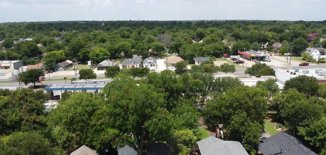 922 Hollywood Avenue, Dallas, TX 75208