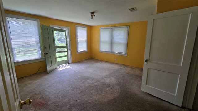 922 Hollywood Avenue, Dallas, TX 75208