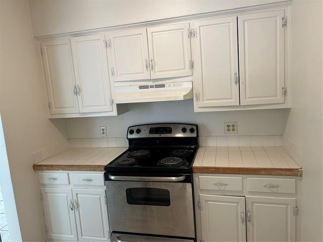 65 LAKE SHORE DRIVE, Palm Harbor, FL 34684