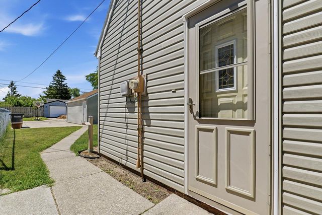 1615 Ashland AVENUE, Sheboygan, WI 53081