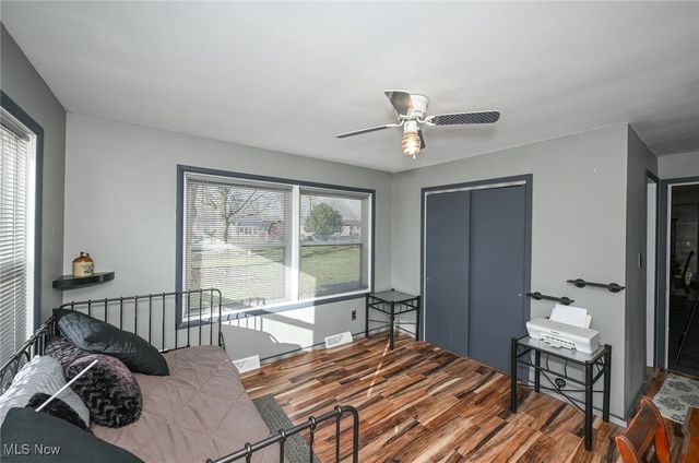 5042 Laddie Drive, New Franklin, OH 44319