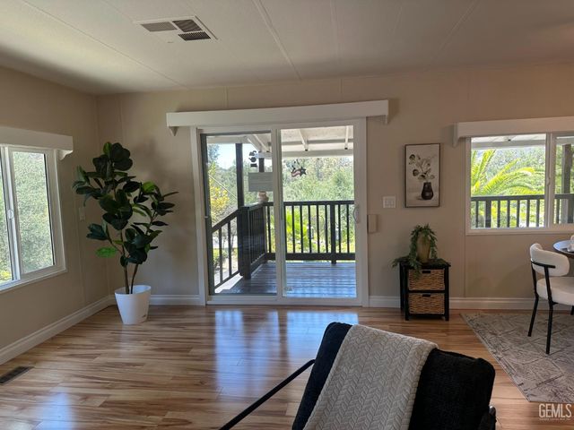 4747 Oak Crest Road 96, Fallbrook, CA 92028