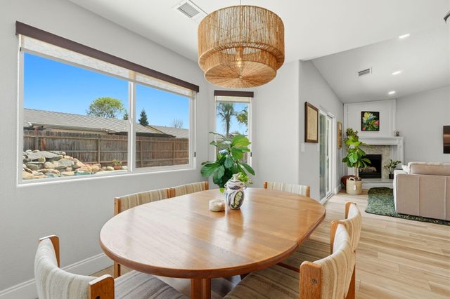 2336 S Cedar Street, Visalia, CA 93292