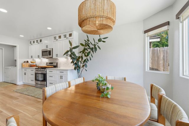 2336 S Cedar Street, Visalia, CA 93292