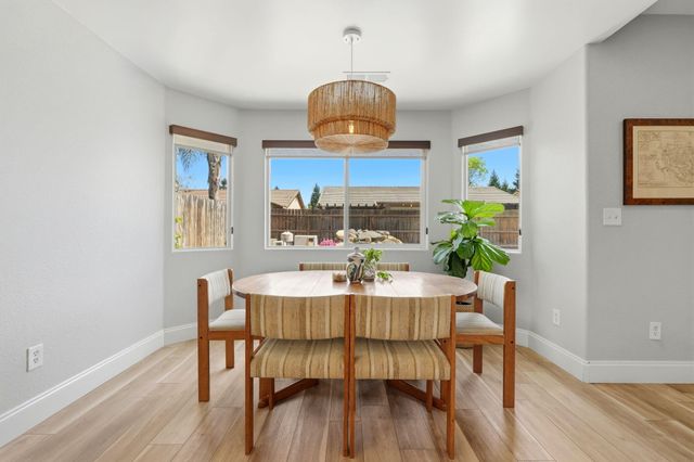 2336 S Cedar Street, Visalia, CA 93292