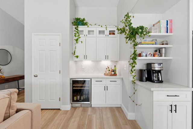 2336 S Cedar Street, Visalia, CA 93292