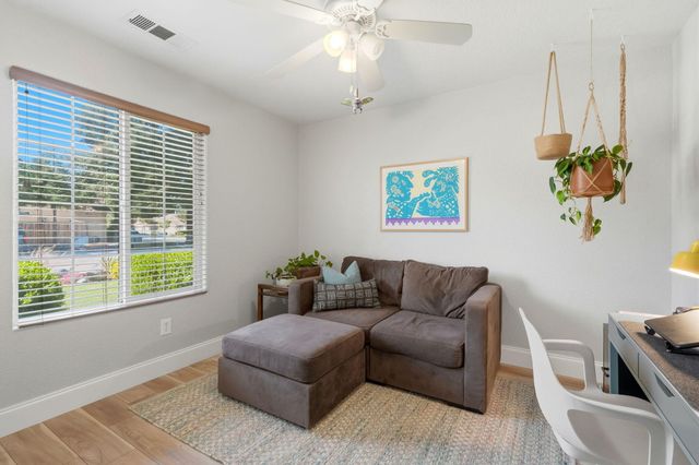 2336 S Cedar Street, Visalia, CA 93292