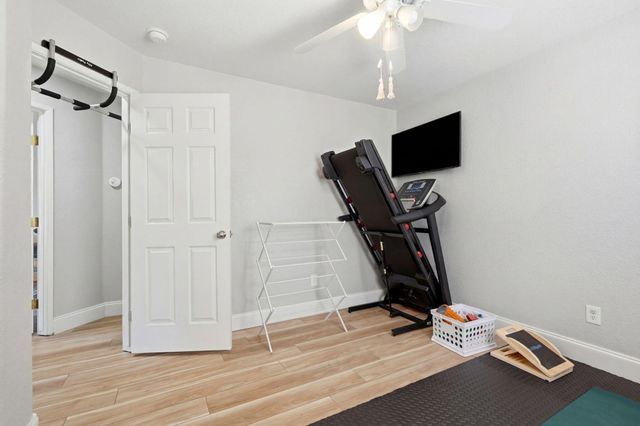 2336 S Cedar Street, Visalia, CA 93292