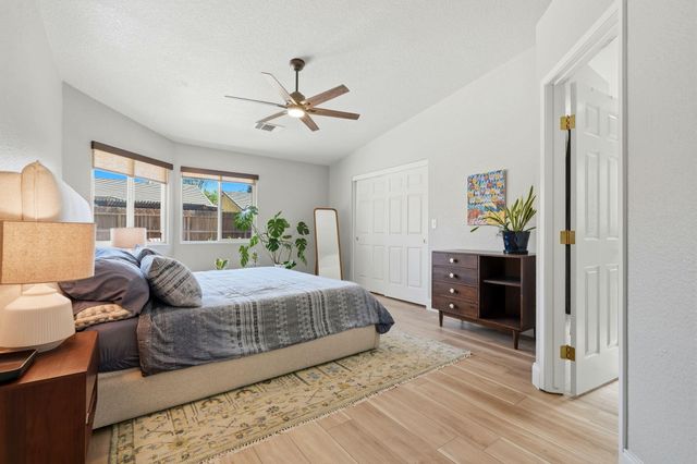 2336 S Cedar Street, Visalia, CA 93292