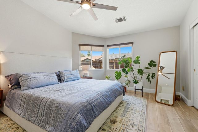 2336 S Cedar Street, Visalia, CA 93292