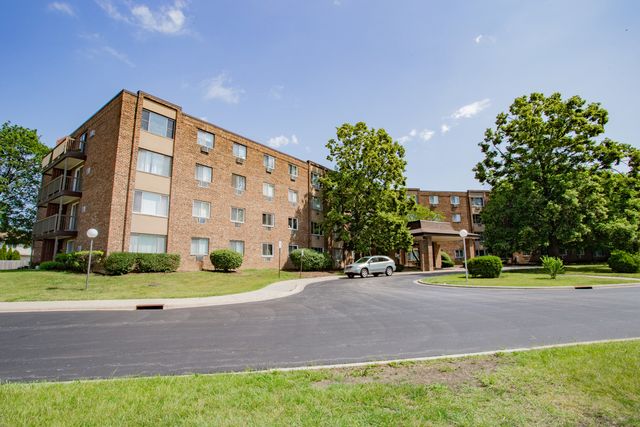 1880 Bonnie Lane 410, Hoffman Estates, IL 60169