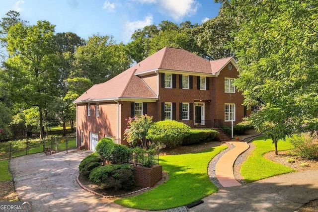 245 Deerhill Drive, Bogart, GA 30622