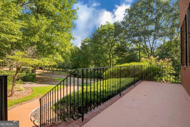 245 Deerhill Drive, Bogart, GA 30622