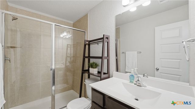 2513 Hiddenbrooke Trace, Seguin, TX 78155