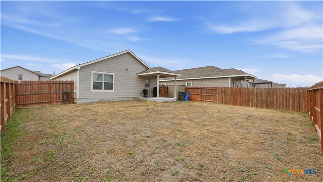 2513 Hiddenbrooke Trace, Seguin, TX 78155