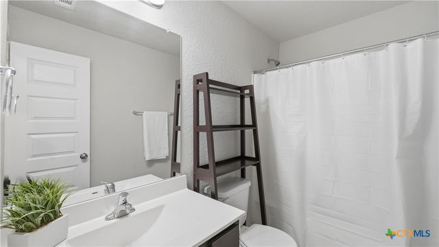 2513 Hiddenbrooke Trace, Seguin, TX 78155