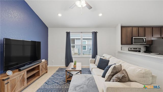 2513 Hiddenbrooke Trace, Seguin, TX 78155