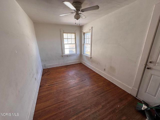 610 Dryden Drive, Toledo, OH 43612