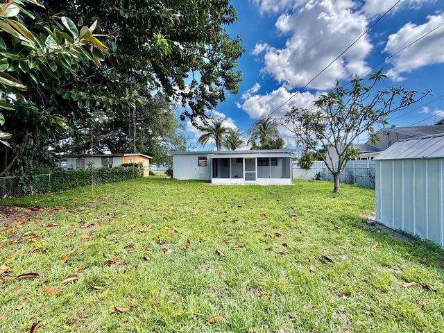 5656 Maypop Road, West Palm Beach, FL 33415