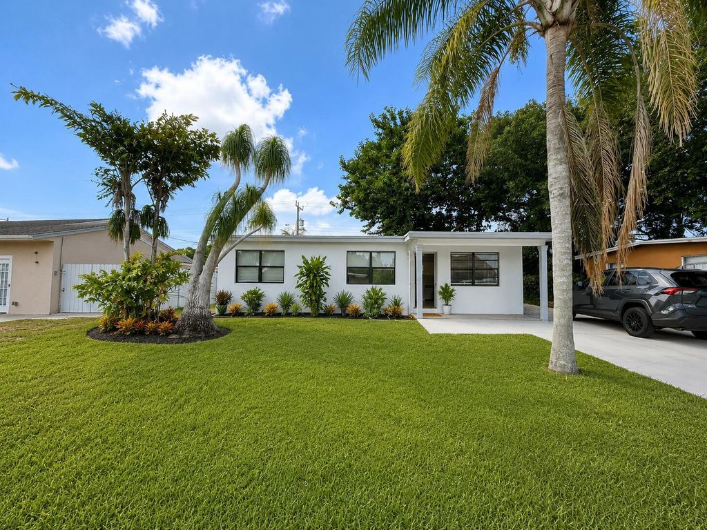 5656 Maypop Road, West Palm Beach, FL 33415