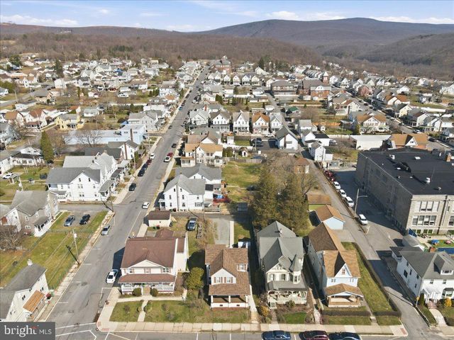 336 MAHONING ST, Lehighton, PA 18235