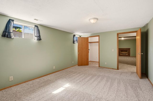 1225 S Woodlawn Rd, Spokane Valley, WA 99216