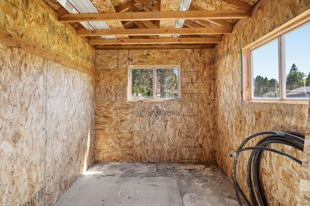 1225 S Woodlawn Rd, Spokane Valley, WA 99216