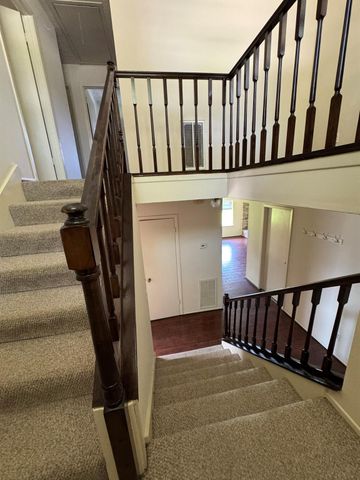 5614 Country Green Street, League City, TX 77573