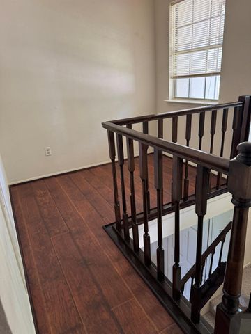 5614 Country Green Street, League City, TX 77573