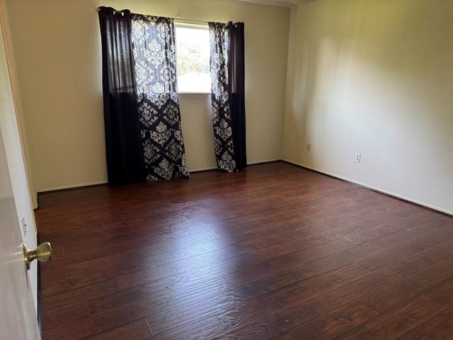 5614 Country Green Street, League City, TX 77573