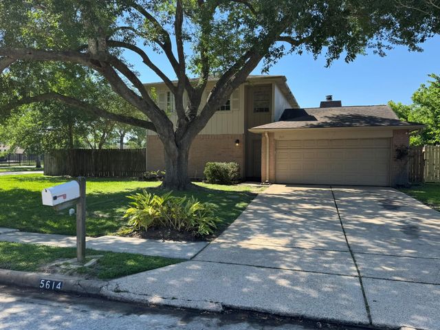5614 Country Green Street, League City, TX 77573