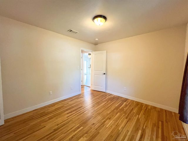11 Gunn Cir, Pensacola, FL 32506
