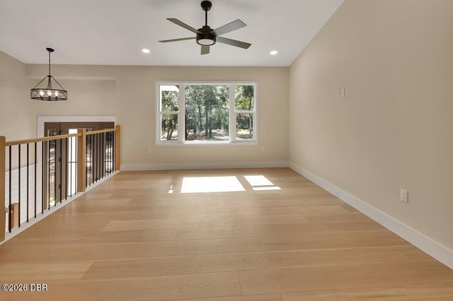 1530 Deer Moss Lane, Deland, FL 32720