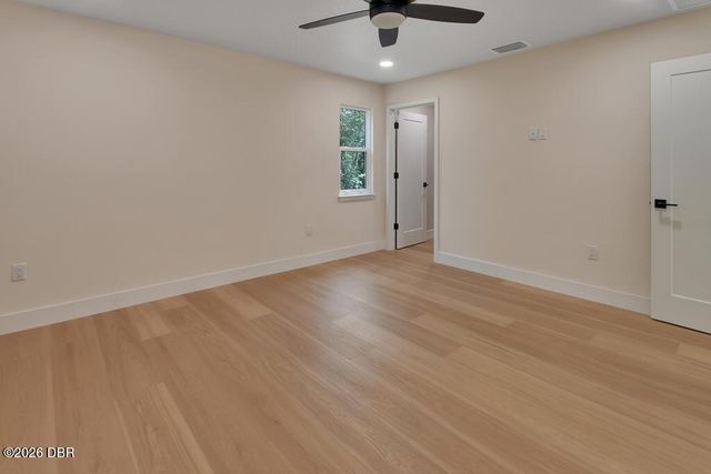 1530 Deer Moss Lane, Deland, FL 32720