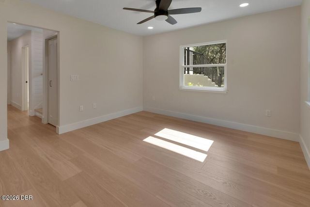 1530 Deer Moss Lane, Deland, FL 32720