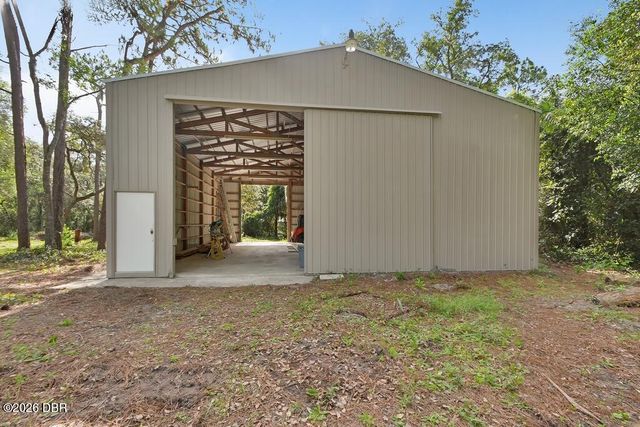 1530 Deer Moss Lane, Deland, FL 32720