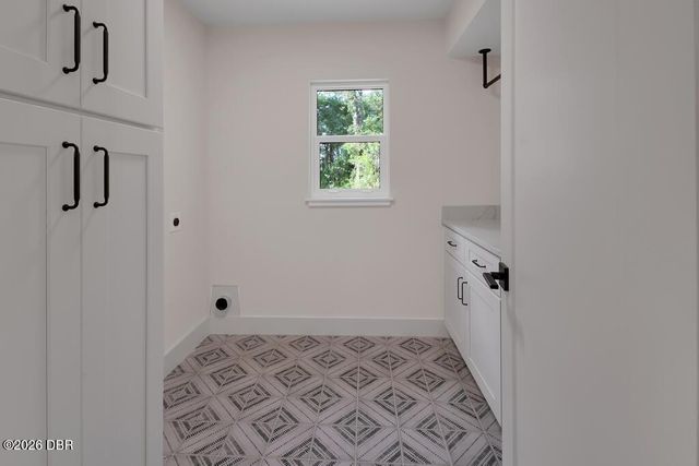 1530 Deer Moss Lane, Deland, FL 32720