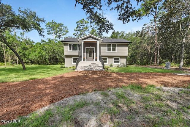 1530 Deer Moss Lane, Deland, FL 32720