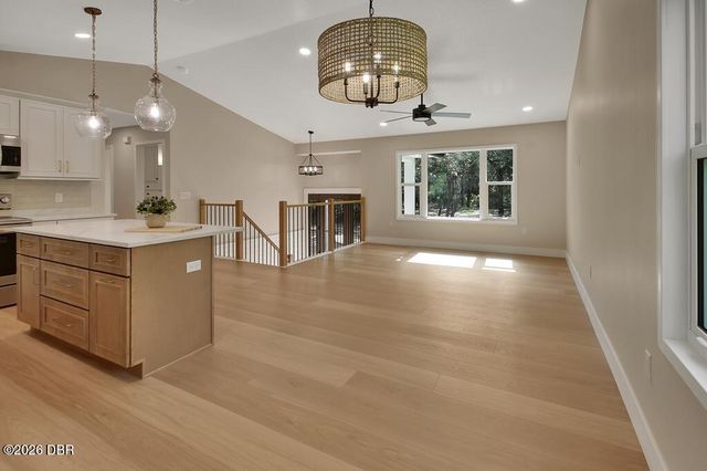 1530 Deer Moss Lane, Deland, FL 32720