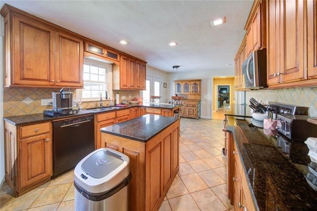 1268 Riverbend Road, Demorest, GA 30535