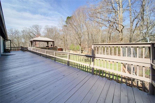 1268 Riverbend Road, Demorest, GA 30535