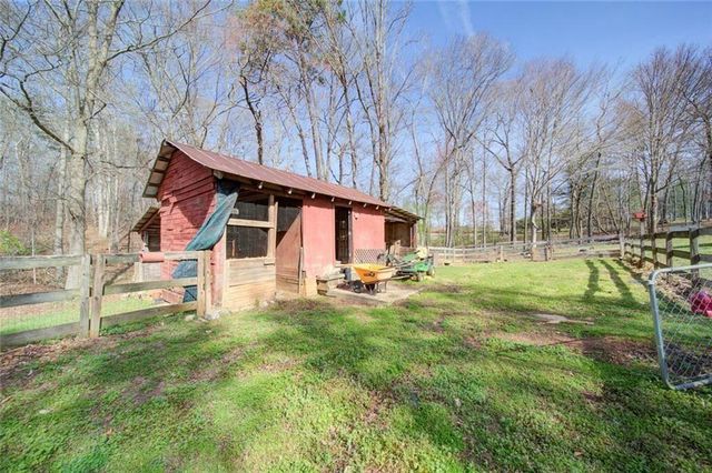 1268 Riverbend Road, Demorest, GA 30535
