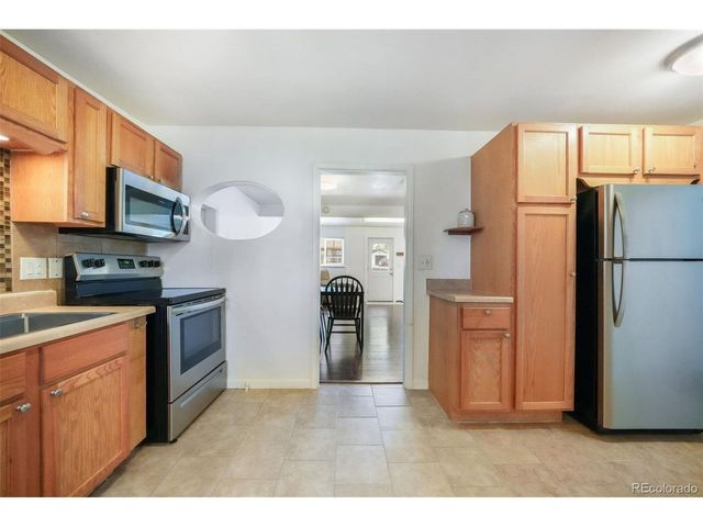 11860 W Independence Ave, Lakewood, CO 80401