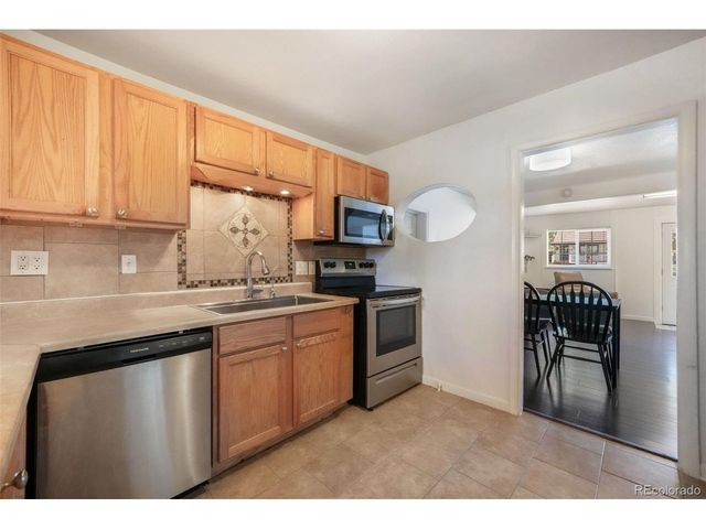 11860 W Independence Ave, Lakewood, CO 80401