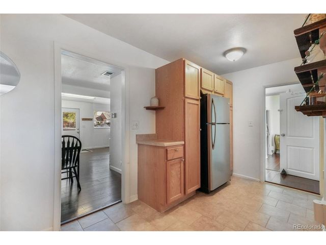 11860 W Independence Ave, Lakewood, CO 80401