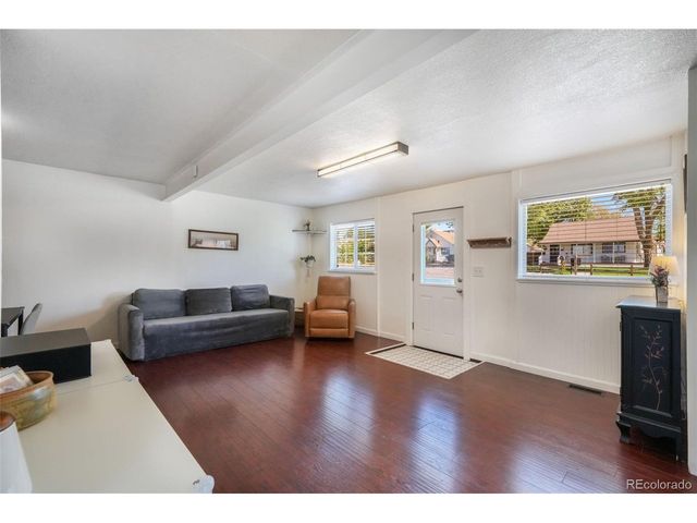 11860 W Independence Ave, Lakewood, CO 80401
