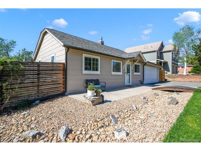 11860 W Independence Ave, Lakewood, CO 80401